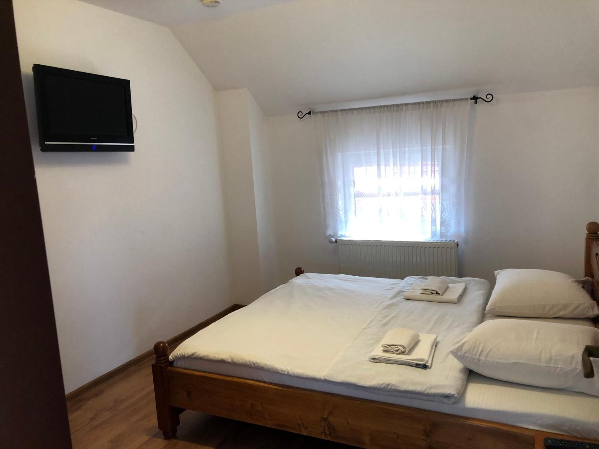 Pensiunea Magnolia Ocna Şugatag Exterior foto